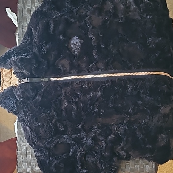 Girls NorthFace Reversible jacket zip up - Picture 4 of 9